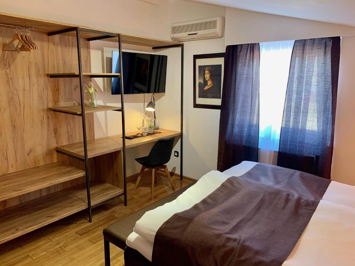Motel Kiwi Grude Extérieur photo