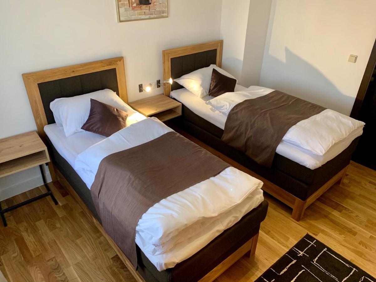 Motel Kiwi Grude Extérieur photo